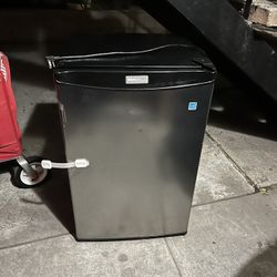 Danby Mini Fridge 