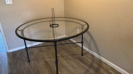 Round Glass Top Coffee Table Black Metal Frame