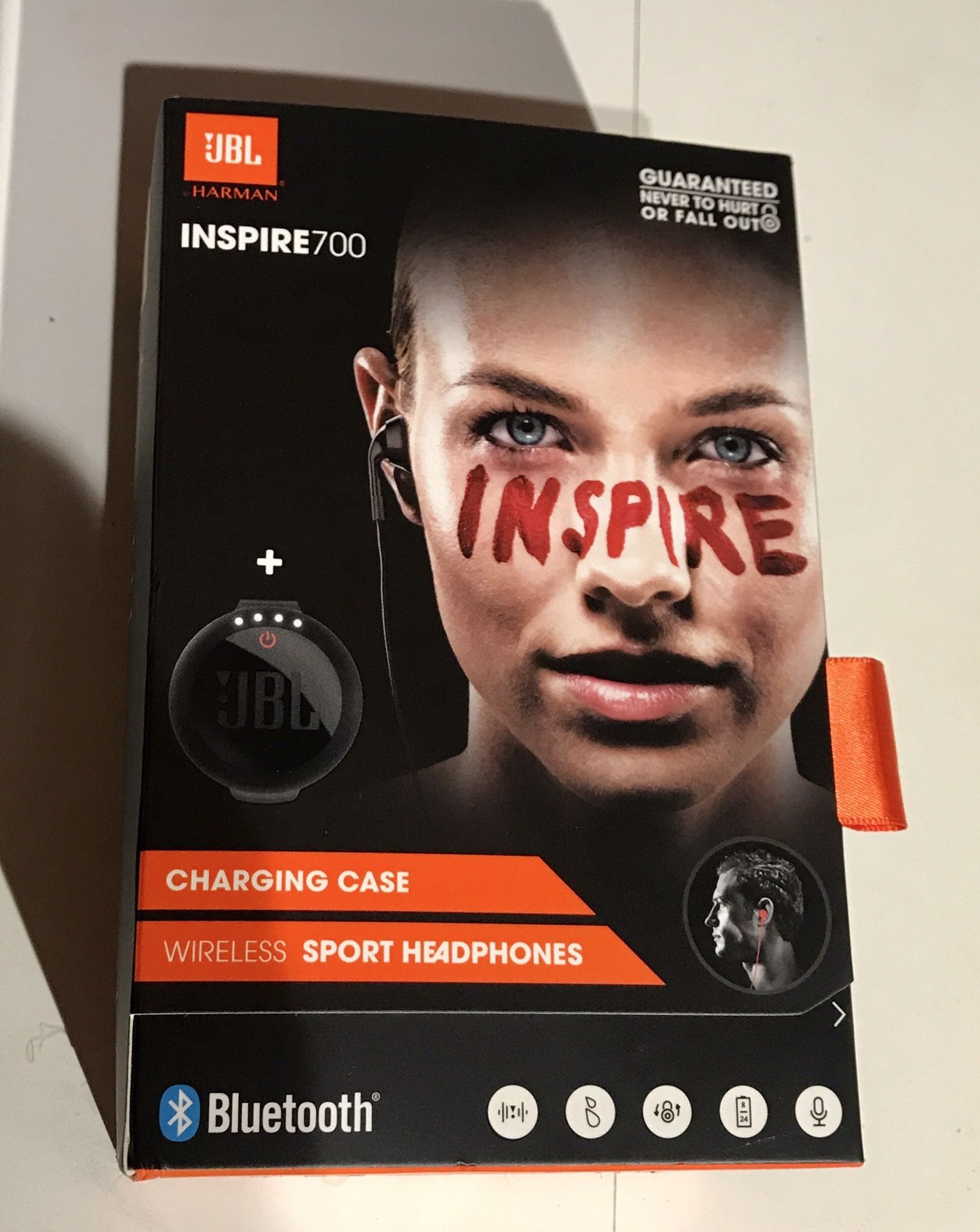 JBL Inspire 700 In-Ear Wireless Sport Headphones with Charging Case (Black)