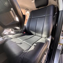 Clazzio Seat cover 07-13 Tundra