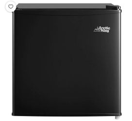 ArticKing Mini Fridge