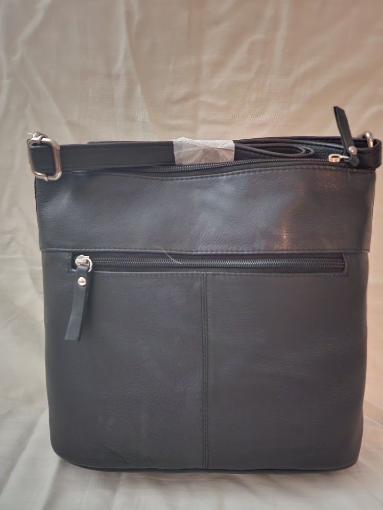 New Black Naturalizer Leather Purse 