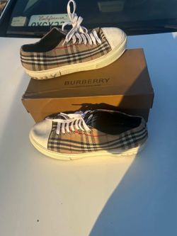 Burberry shoes