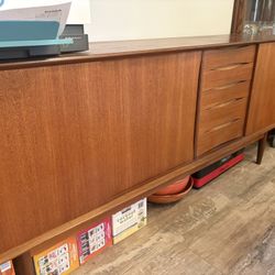 Teak Mid Century Buffet/Sideboard
