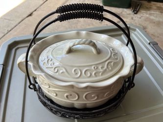 Celebrating Home "White Veranda" Oval Bean Pot / Casserole Tureen
