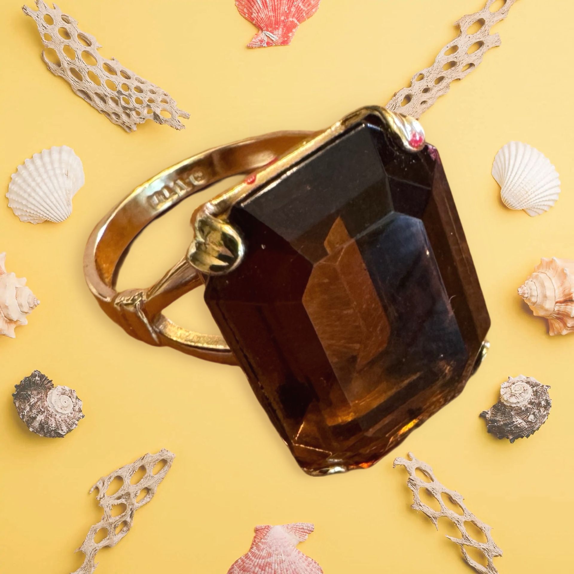 Avon Smoky Brown Emerald Cut Glass Cocktail Ring Gold Tone Size 7 3/4