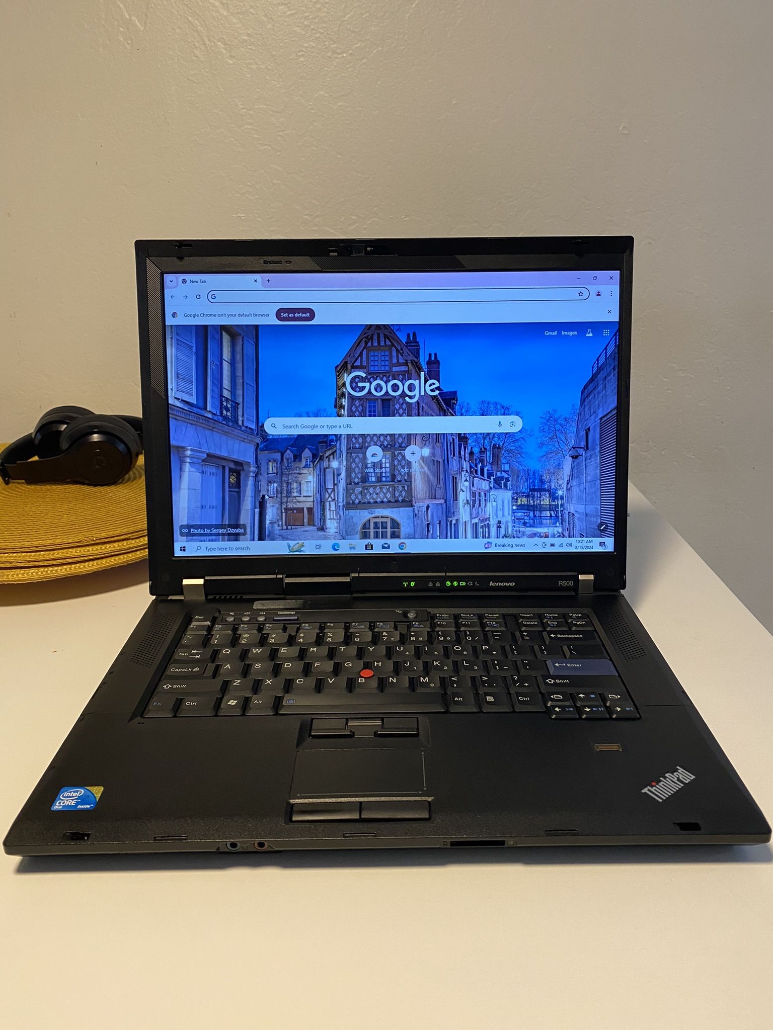 Lenovo ThinkPad R500 laptop computer Core 2 Duo T6670 2.26GHz 4GB RAM 240 GB HDD windows 10 pro. Microsoft office installed. Nothing wrong. *** NO