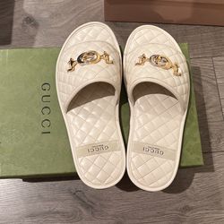 Gucci Flip flops