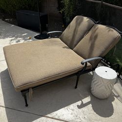 Double Chase Pool Lounger with Cushion