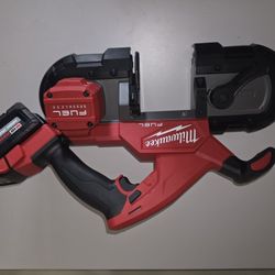 Milwaukee M18 Band Saw
