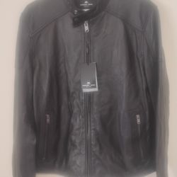 Andrew Marc Leather Jacket Men's Size M.  new with Tags! Serious Inquiries Only Please! St Cloud Pickup. Cash 