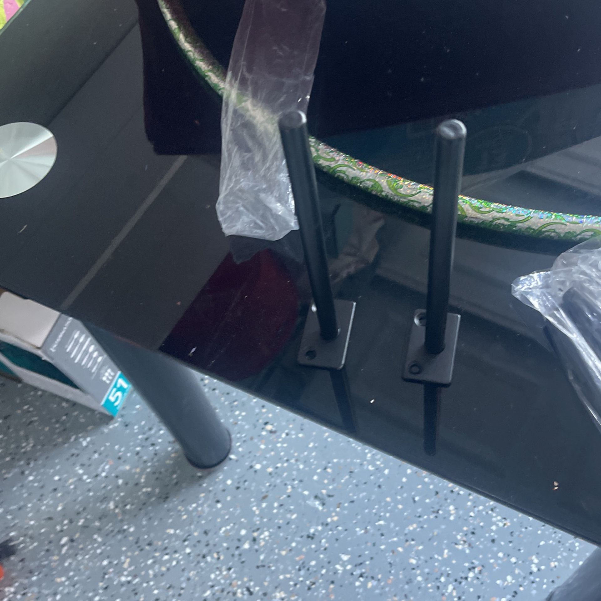 Black Solid Steel Floating Bracket Shelf