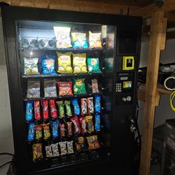 Snack Vending Machine 