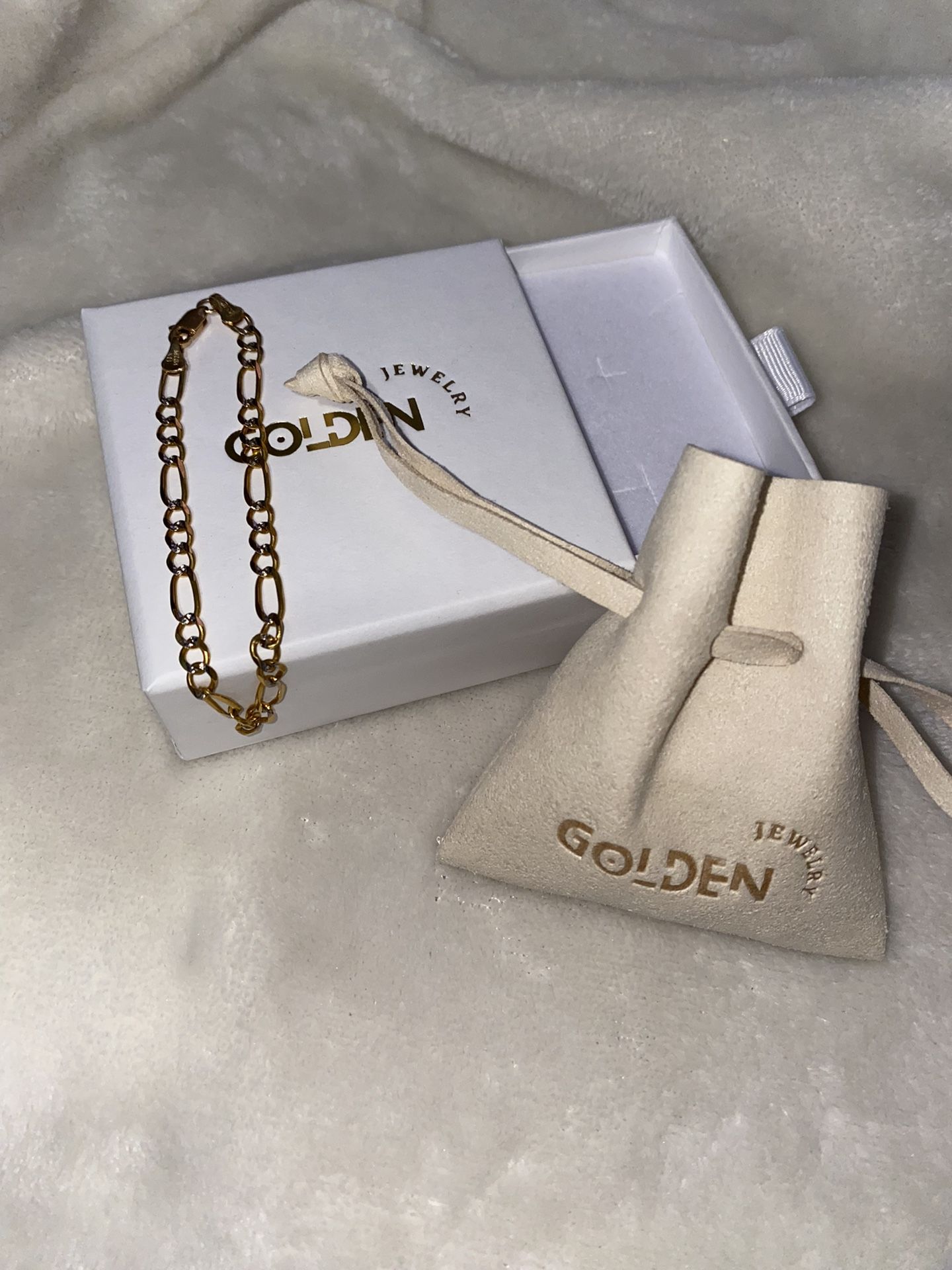 10k Gold Bracelet/ Pulsera De I Oro. Mothers Day Gift
