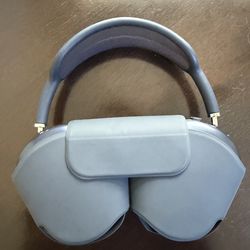 AirPods Max midnight