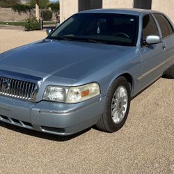 2009 Mercury Grand Marquis 