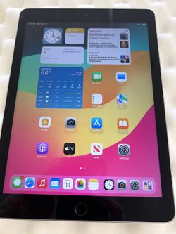 iPad 6th Generation WiFi 32GB Good Condition