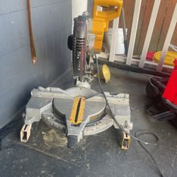 DeWalt Miizer Saw