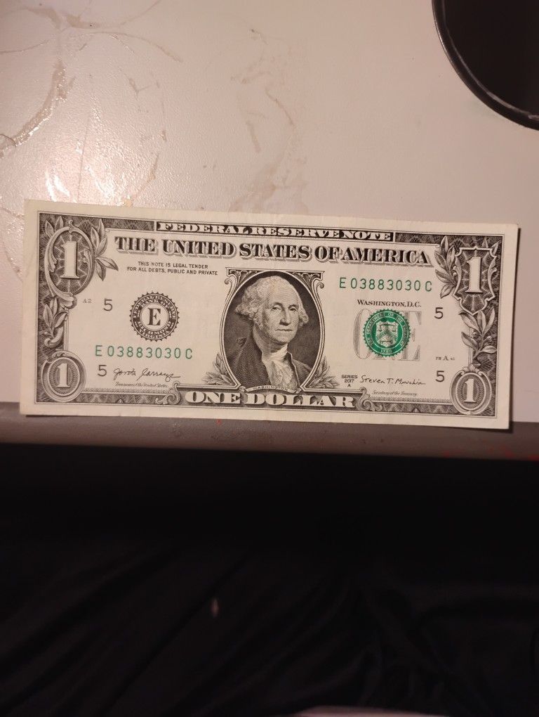 5- Fancy Serial Numbered U.S. Dollar BillS