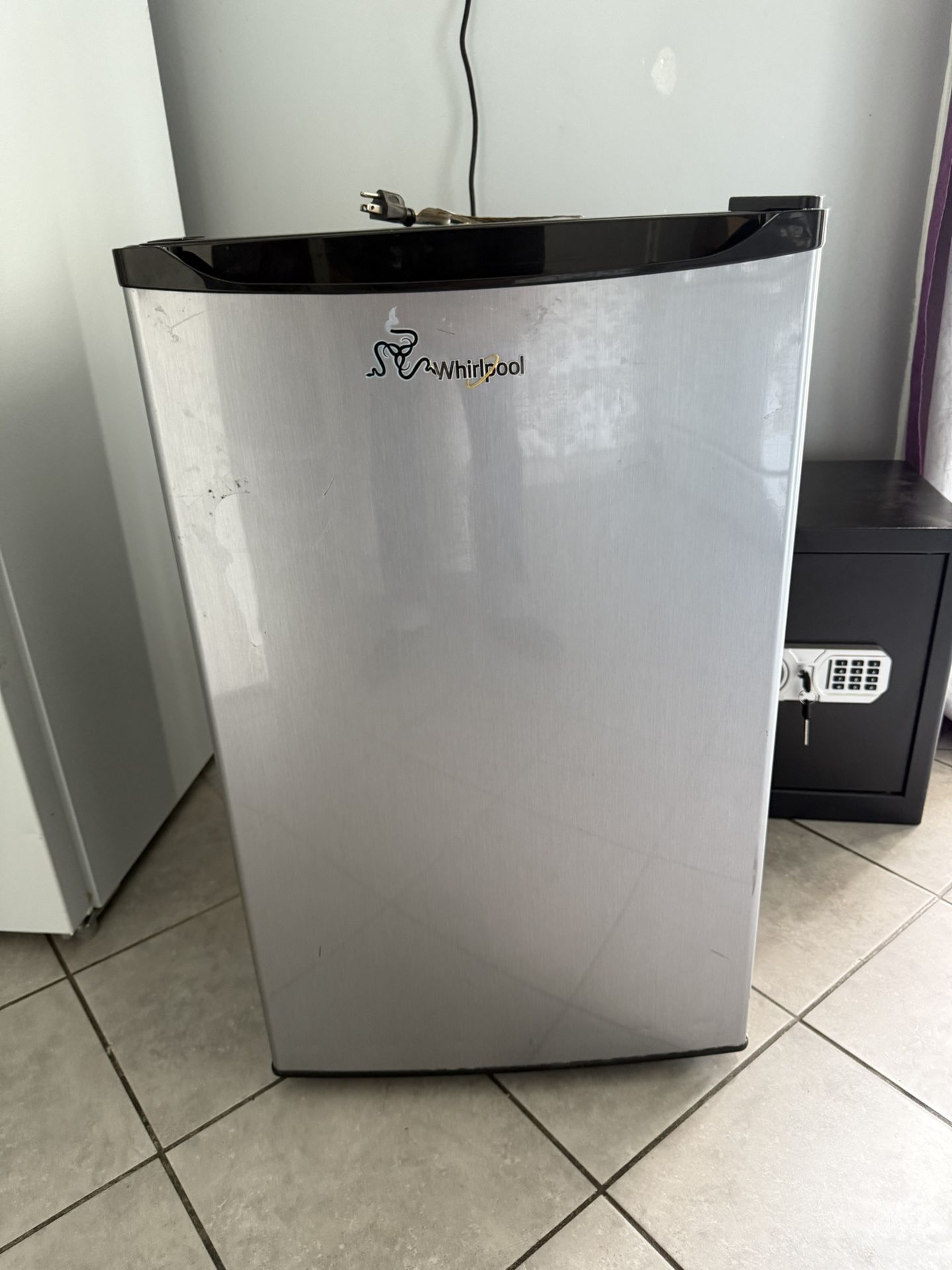 Whirlpool Mini Fridge