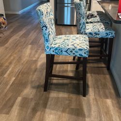 Avila Tufted Back counter Stools