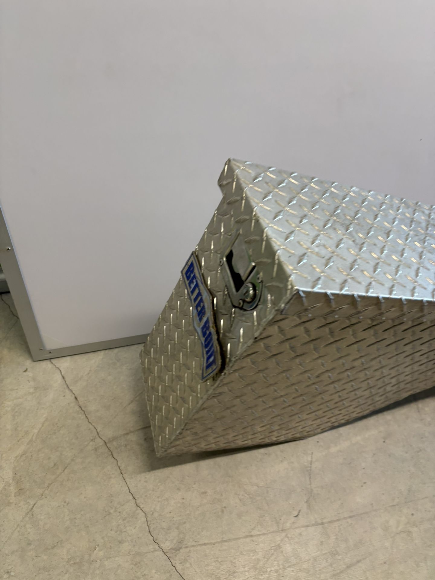 Better Built Truck Tool Box – Side Mount – Open – $200 🛠️🚚