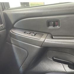 Chevy / GMC  Door Panels /oem Stereo/tailgate 