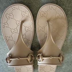 Gucci Sandals 