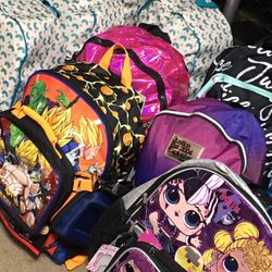 NEW WITH TAG SCHOOL BAG ⭐️⭐️⭐️⭐️⭐️ $12 EACH 