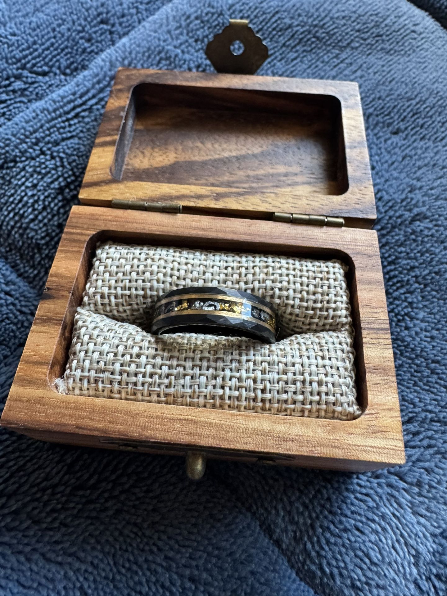 “ZEUS" HAMMERED TUNGSTEN CARBIDE RING- BLACK W/ METEORITE & GOLD LEAF- 6MM