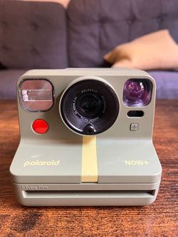 Polaroid Camera (green) + accessories