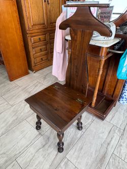 Antique tailor chair