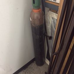 Helium Tank 