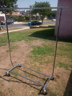 Clothes rack