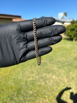 Cuban link bracelet