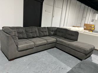 SECTIONAL COUCH SOFA
