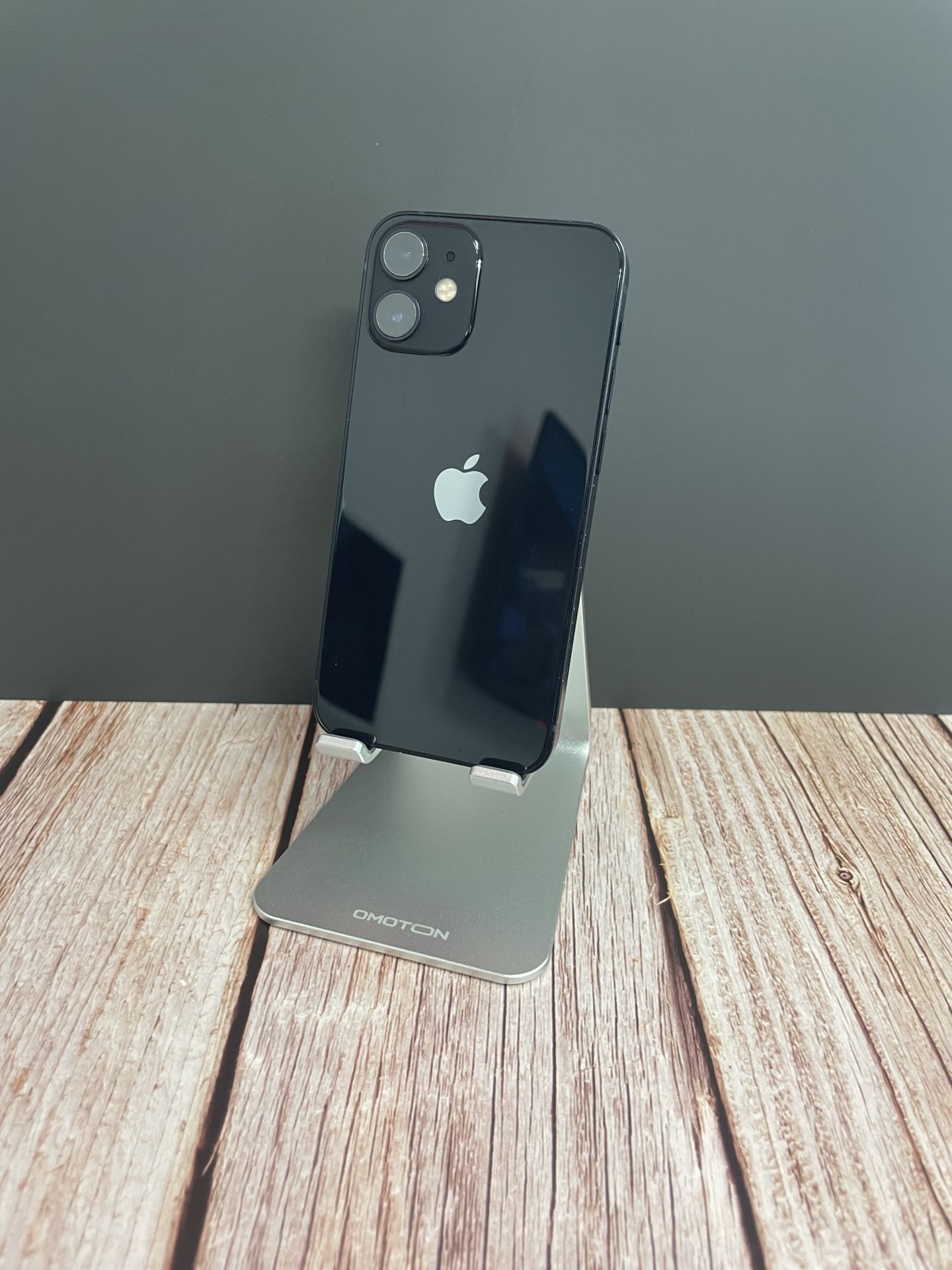 iPhone 12 - Unlocked - 64GB