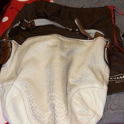 Carteras Coach,con su bolsita d Tela 