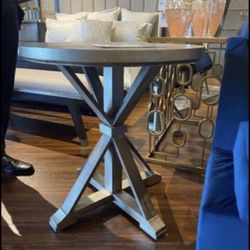 New Ashley Furniture Table 