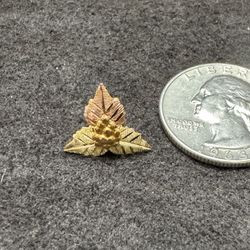 10k Multi Toned Gold Pin