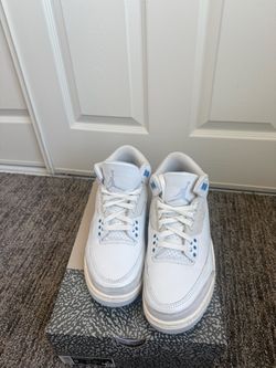Jordan 3’s Size 8 Like New