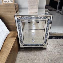 End Table Glam 3draw 