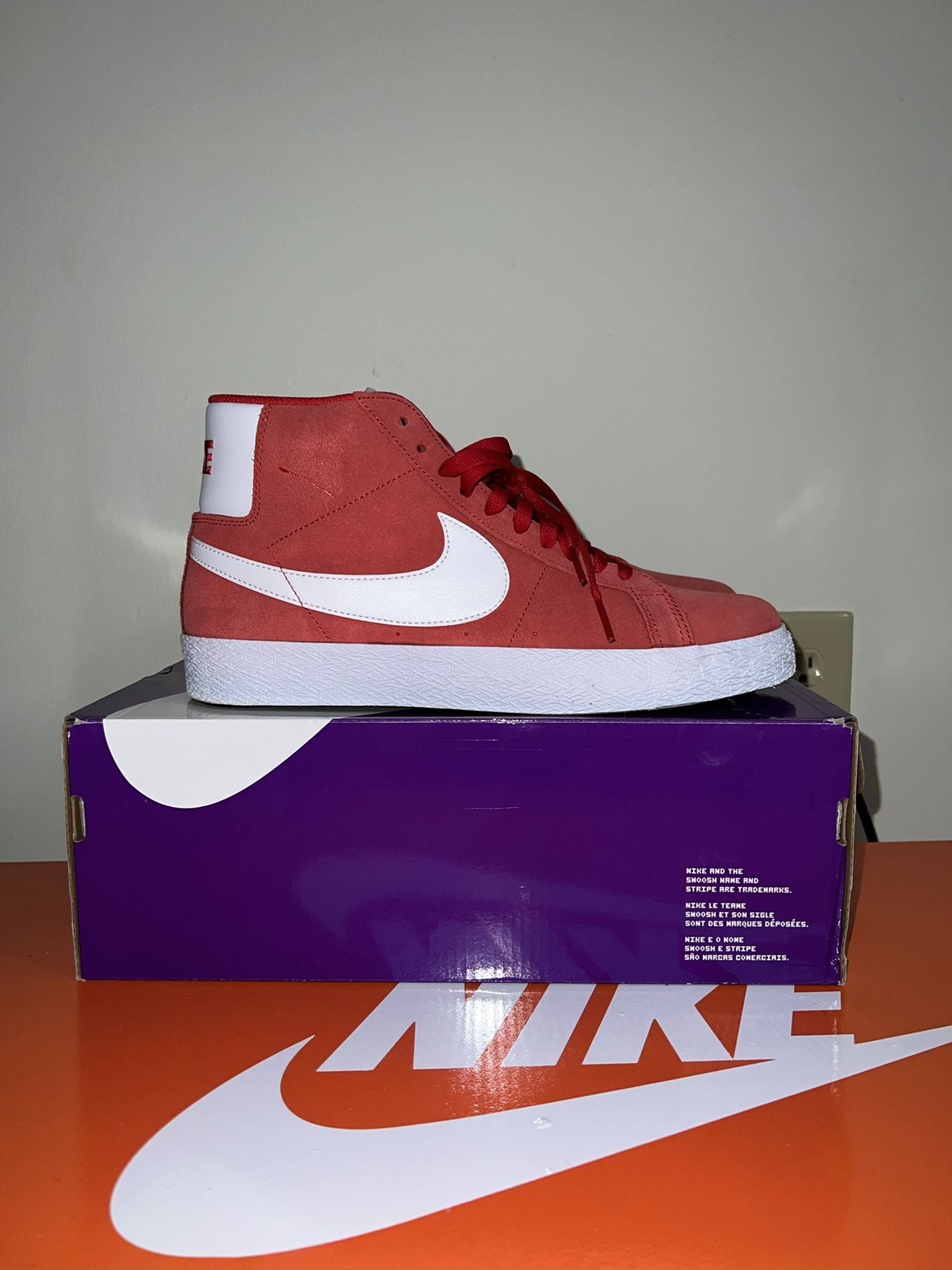 Nike blazers “University red”
