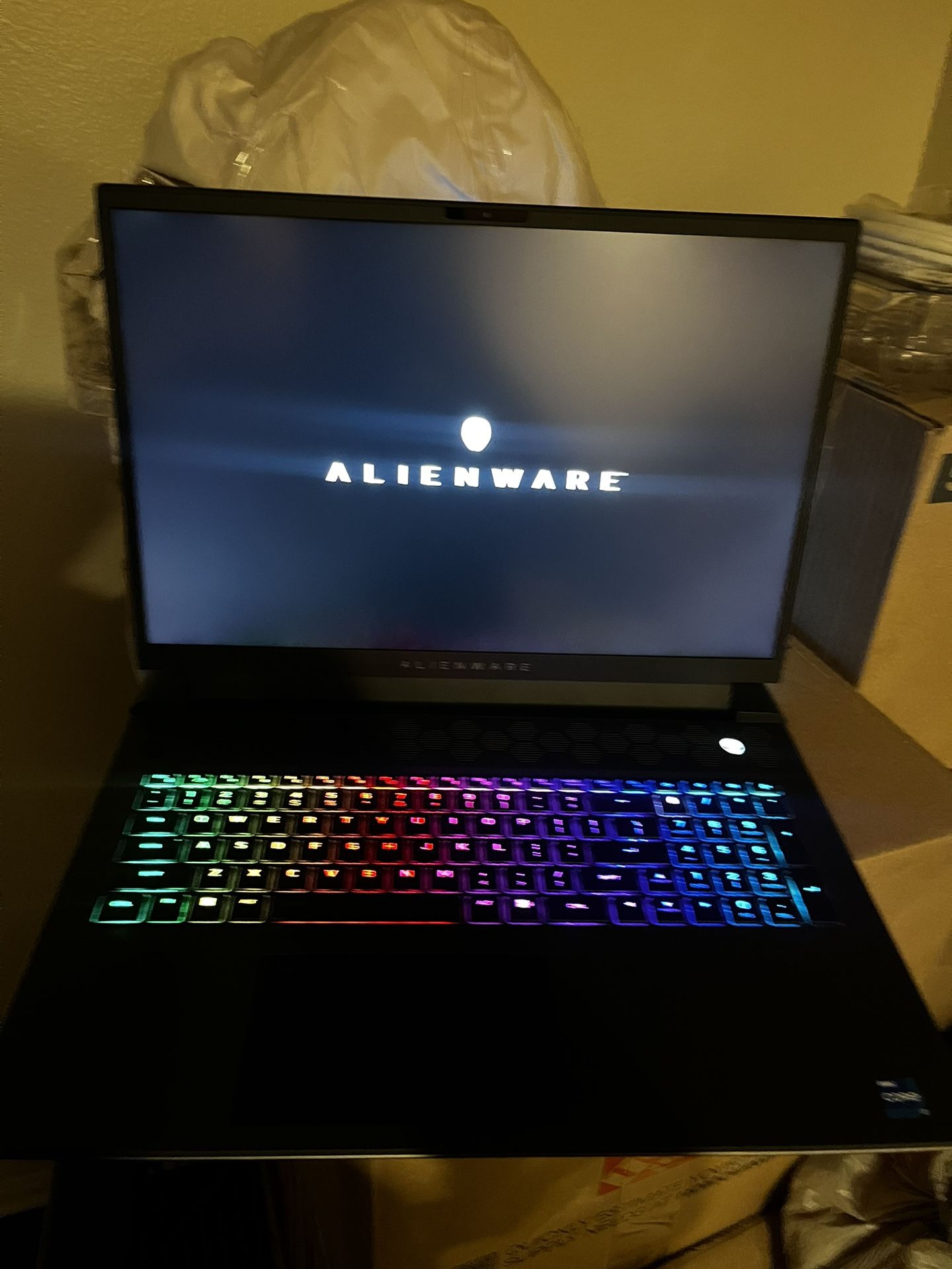 Alienware M18 R2