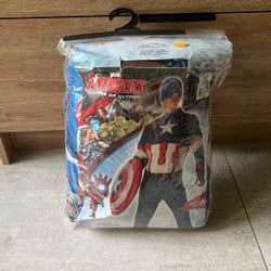 Halloween Costumes 