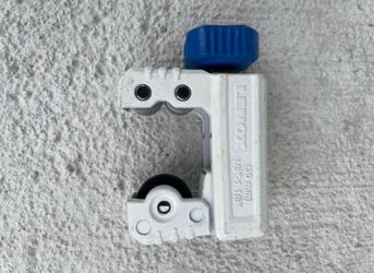 A/C LENNOX TUBE CUTTER