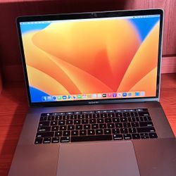 Apple MacBook Pro 15” Retina, Touch Bar, I7 16GB RAM 512GB SSD $460