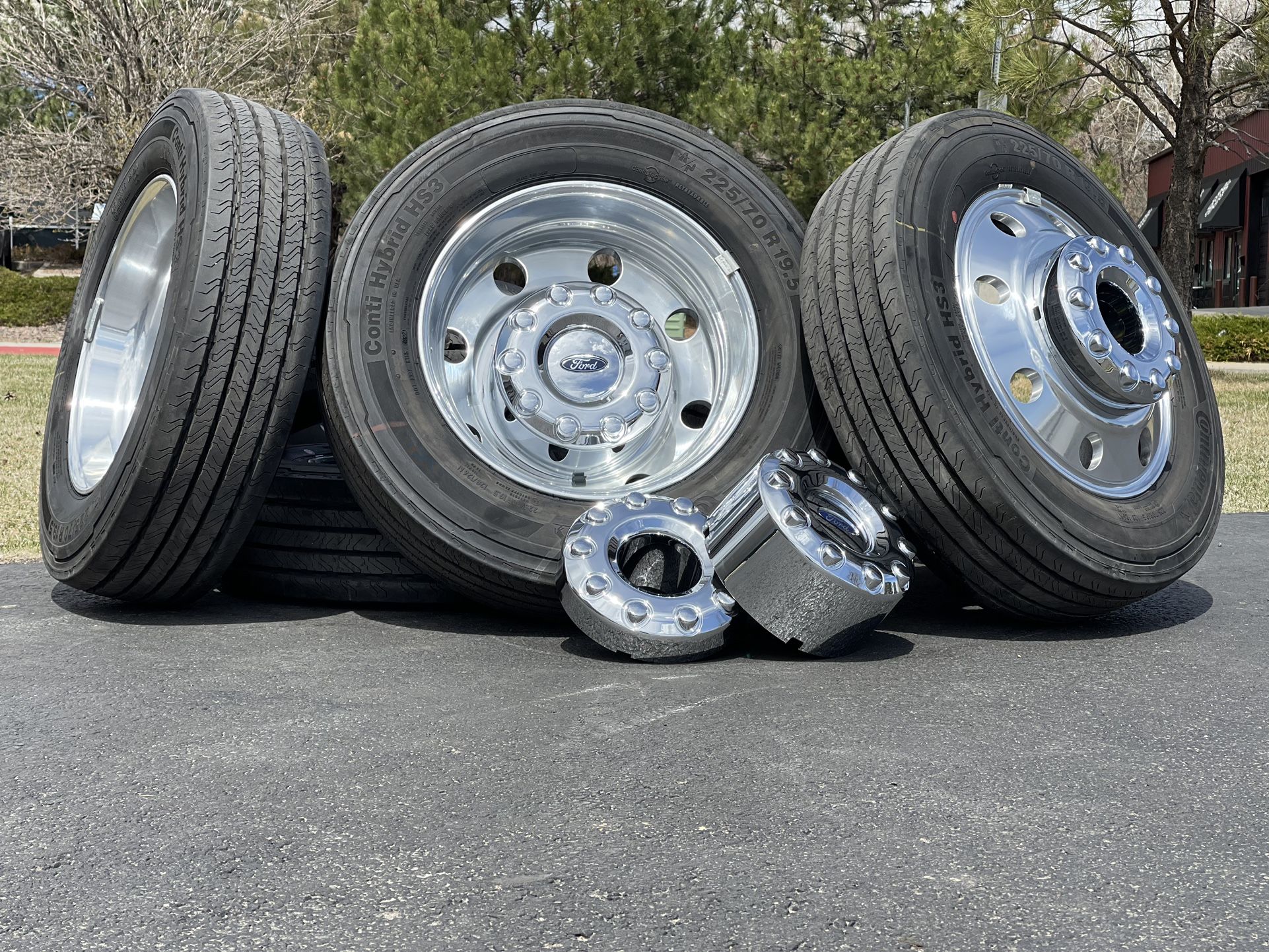 NEW Ford F-450 Dually 19.5" wheels F-550 oem Ram 4500 rims hwy tires 10x225 F450 F550