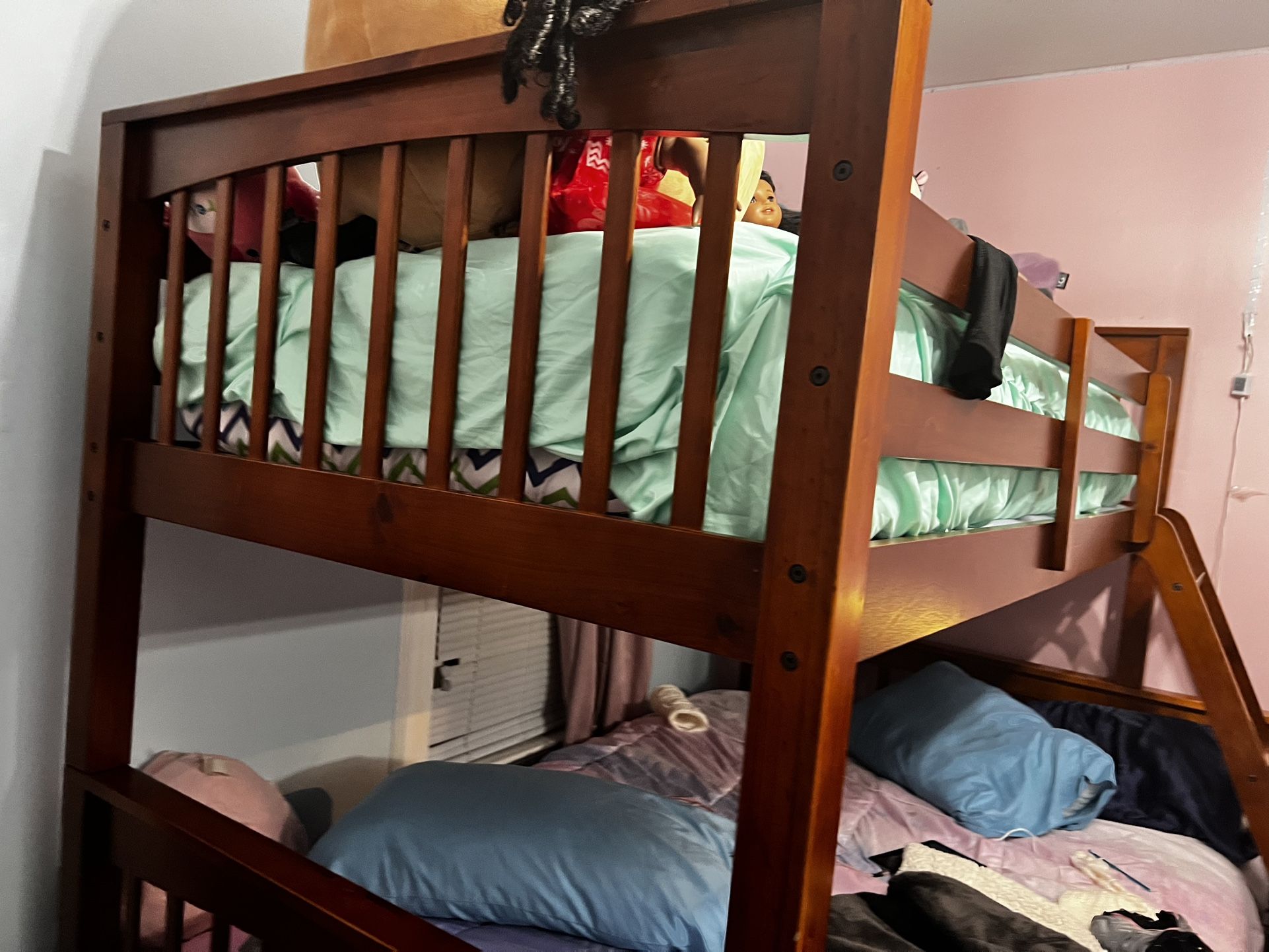 Twin Bed