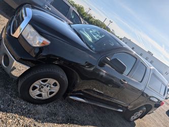 2011 Toyota Tundra 4WD 4 Door Pickup Truck 4.6